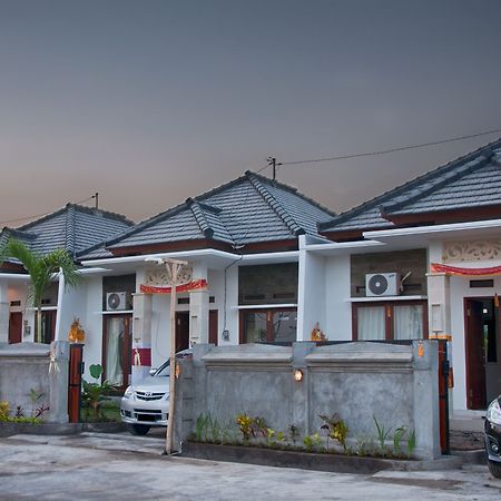 Villa Dencarik Pabean Buleleng Exteriör bild