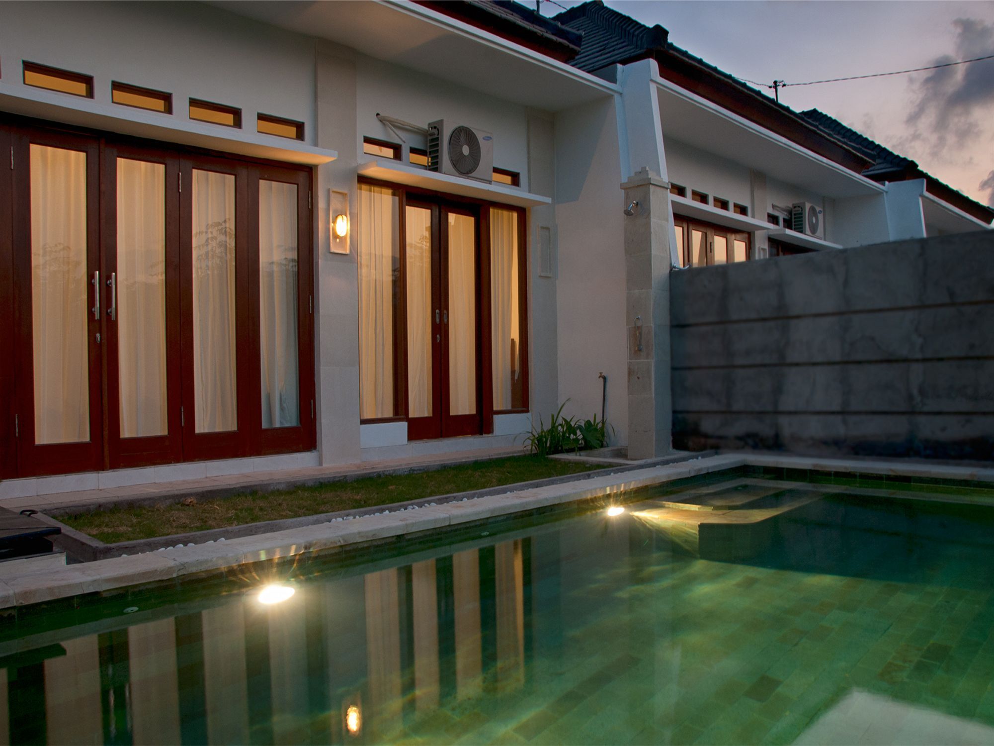 Villa Dencarik Pabean Buleleng Exteriör bild